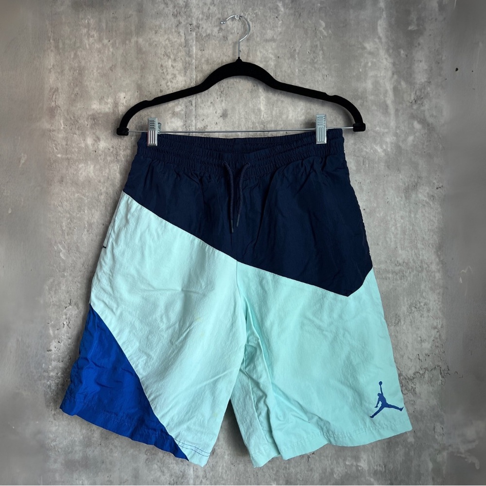 Boys Jordan Blue Swim Trunk Size XL